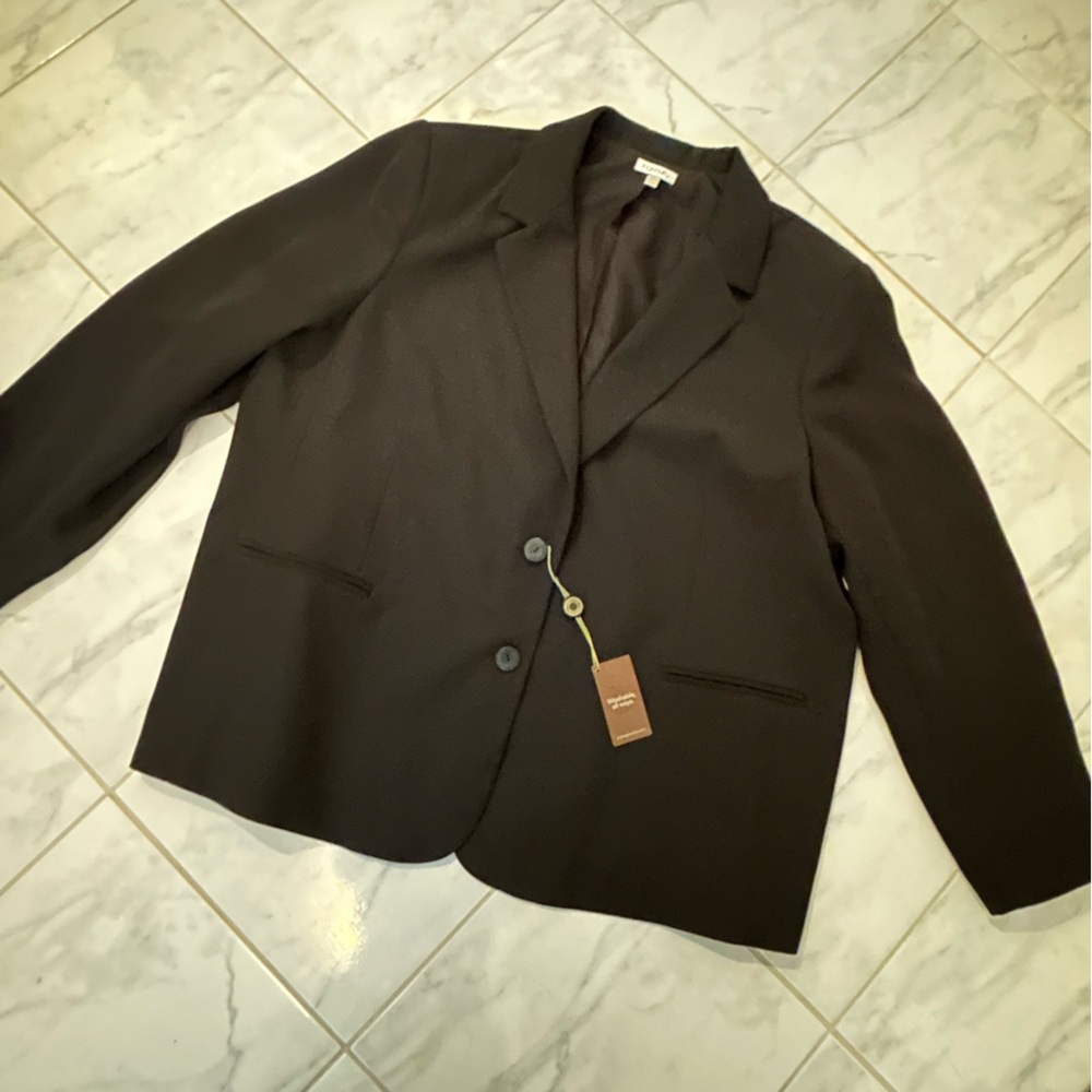 Ingenuity Classic Black Blazer. Button up.  New!